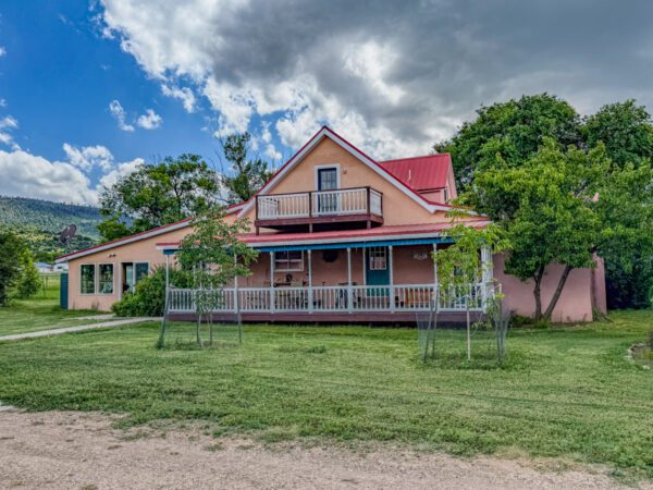 Round Corral Farm - Image 3